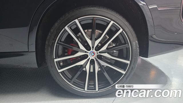 BMW X5 (G05) M50i 2023 — фото 27