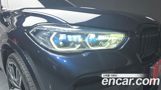 BMW X5 (G05) M50i 2023 — фото 28