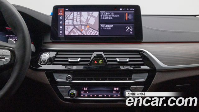 BMW 6 Series GT (G32) 630i xDrive Luxury 2021 — фото 19