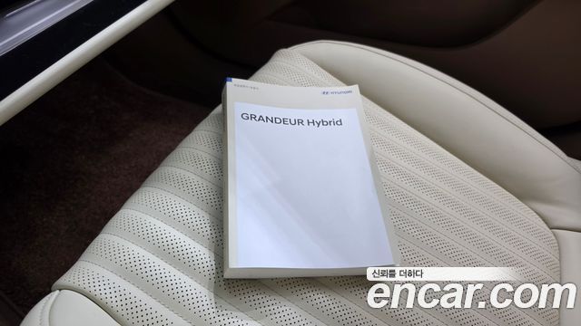 Hyundai Grandeur Hybrid (GN7) Calligraphy 2025 — фото 16