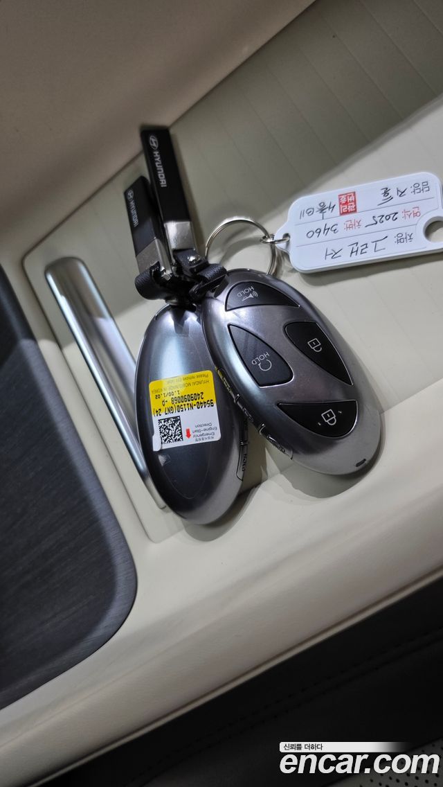 Hyundai Grandeur Hybrid (GN7) Calligraphy 2025 — фото 17