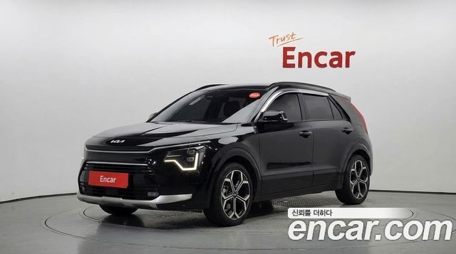 Kia Niro Trendy 2023 — фото 1