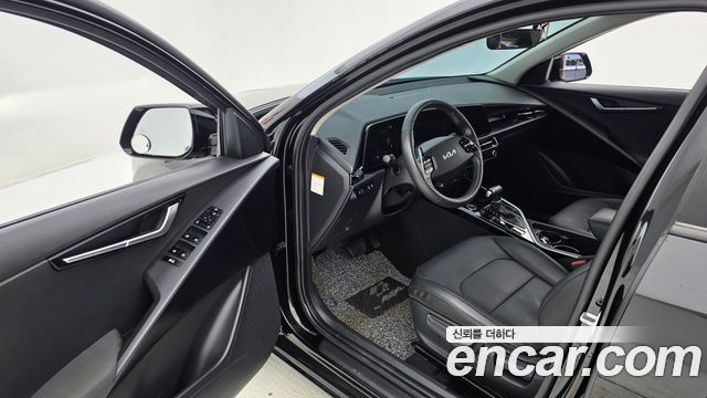 Kia Niro Trendy 2023 — фото 10