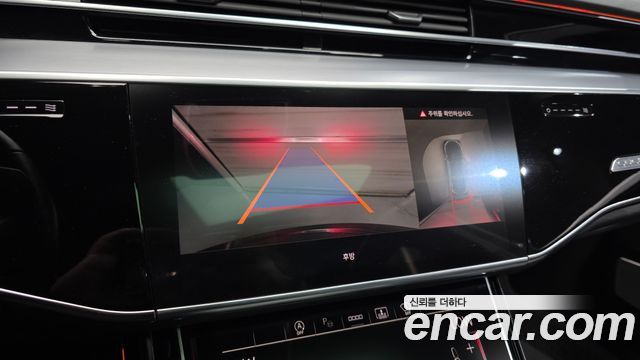 Audi A8 (D5) 55 TFSI Quattro LWB 2021 — фото 19