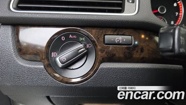 Volkswagen Passat 1.8 TSI B7 2015 — фото 13