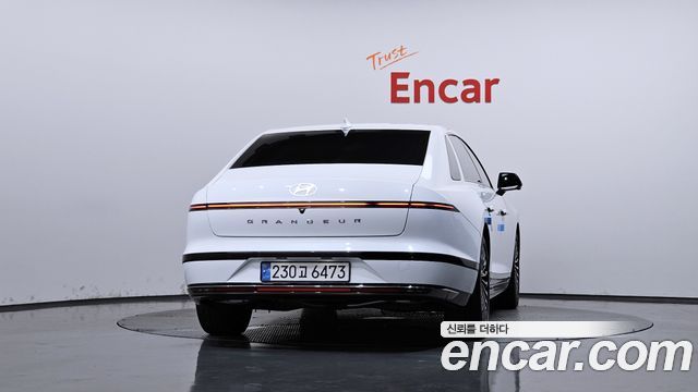 Hyundai Grandeur Hybrid (GN7) Calligraphy 2025 — фото 4