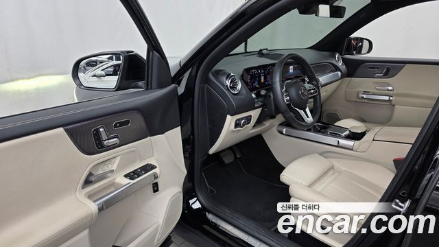 Mercedes-Benz GLB-Class (X247) GLB200 d 2023 — фото 10