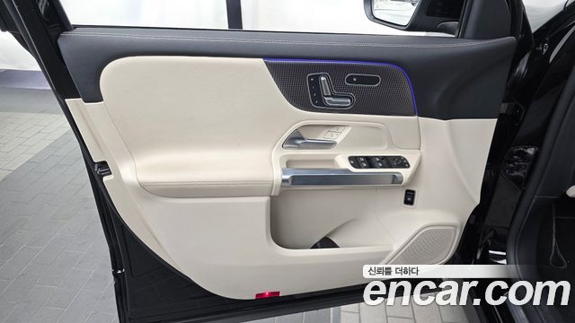Mercedes-Benz GLB-Class (X247) GLB200 d 2023 — фото 24