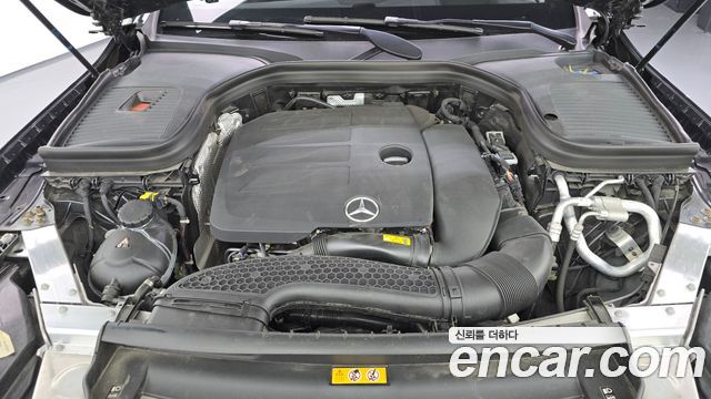 Mercedes-Benz GLC-Class (X253) GCL300 4MATIC Coupe 2023 — фото 6