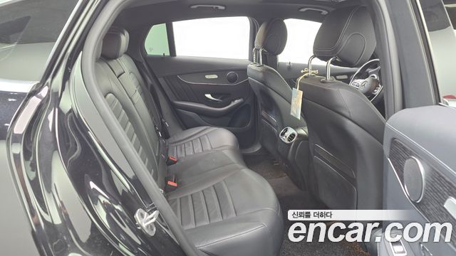Mercedes-Benz GLC-Class (X253) GCL300 4MATIC Coupe 2023 — фото 11