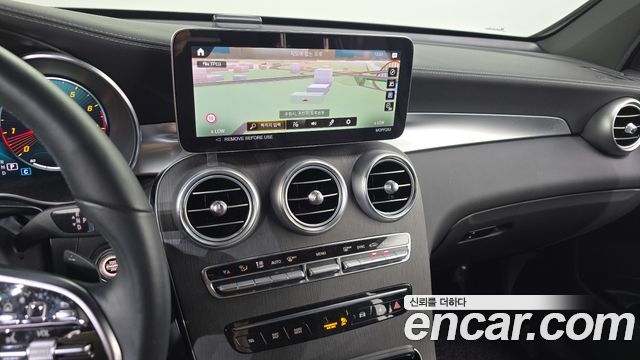 Mercedes-Benz GLC-Class (X253) GCL300 4MATIC Coupe 2023 — фото 12