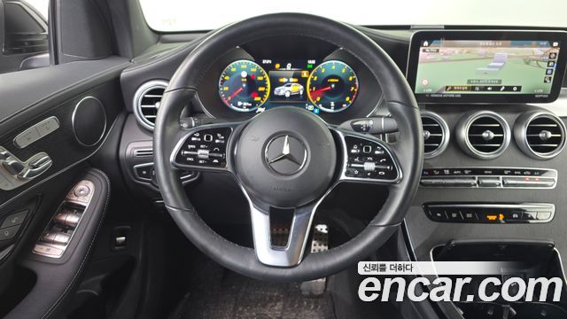 Mercedes-Benz GLC-Class (X253) GCL300 4MATIC Coupe 2023 — фото 13