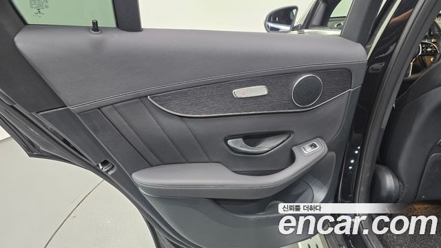Mercedes-Benz GLC-Class (X253) GCL300 4MATIC Coupe 2023 — фото 25