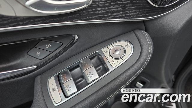 Mercedes-Benz GLC-Class (X253) GCL300 4MATIC Coupe 2023 — фото 29