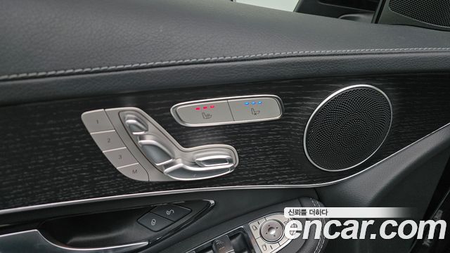 Mercedes-Benz GLC-Class (X253) GCL300 4MATIC Coupe 2023 — фото 30