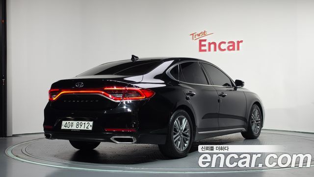 Hyundai Grandeur (IG) 2.4 Premium 2019 — фото 2