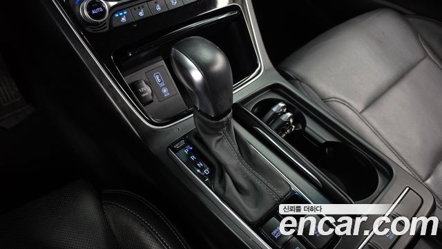 Hyundai Grandeur (IG) 2.4 Premium 2019 — фото 9