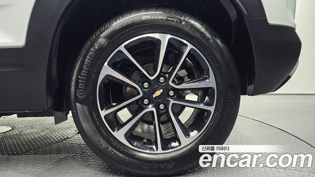Chevrolet Trailblazer 1.3 Turbo 2WD Premire 2025 — фото 21