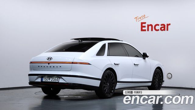 Hyundai Grandeur Hybrid (GN7) Calligraphy 2025 — фото 2