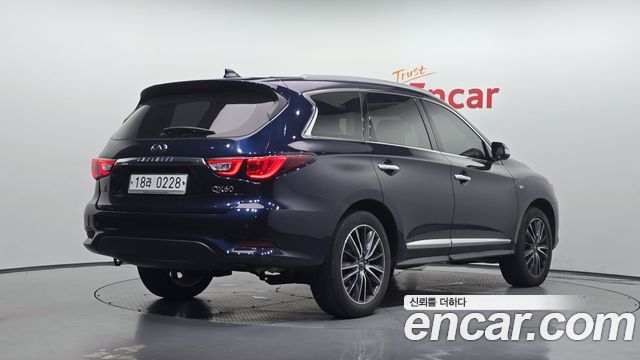 Infiniti QX60 3.5 AWD 2016 — фото 2