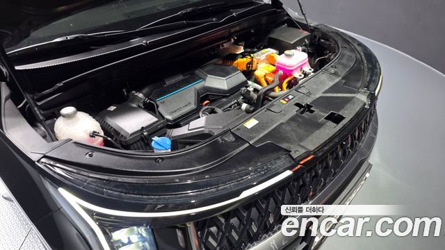 Kia Carnival (IV) HEV 4-Seater Hi Limousine Signature 2025 — фото 6