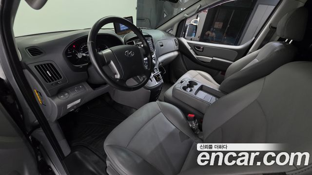 Hyundai Grand Starex Van 3-Seater Smart 2021 — фото 7