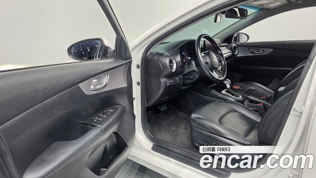 Kia K3 (II) 1.6 Prestige 2022 — фото 10