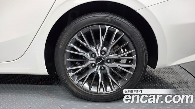 Kia K3 (II) 1.6 Prestige 2022 — фото 21