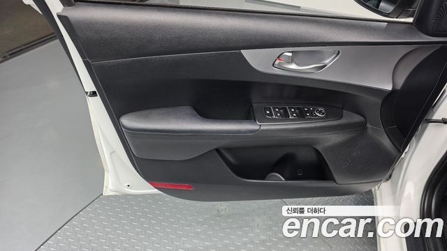 Kia K3 (II) 1.6 Prestige 2022 — фото 24