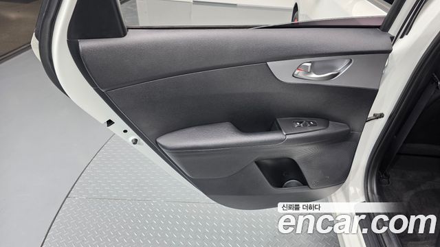 Kia K3 (II) 1.6 Prestige 2022 — фото 25