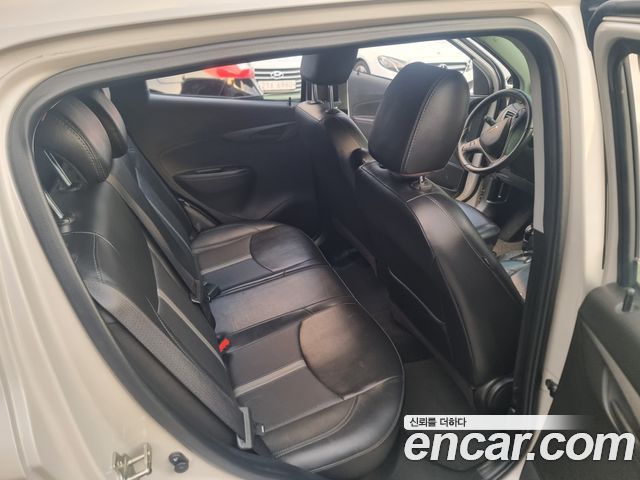 Chevrolet Spark LT 2020 — фото 16