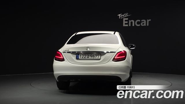 Mercedes-Benz C-Class (W205) C200 2019 — фото 4
