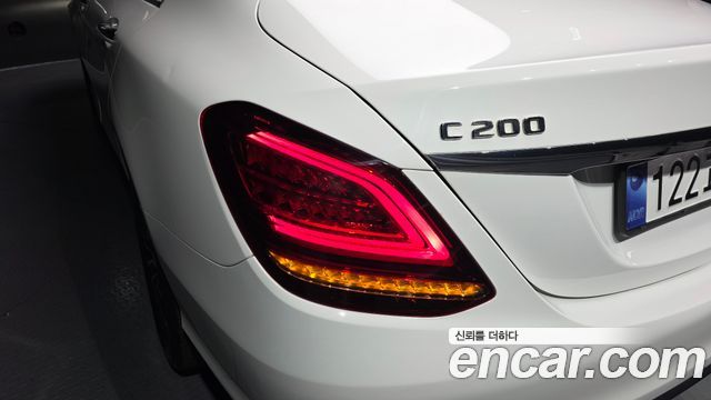 Mercedes-Benz C-Class (W205) C200 2019 — фото 23