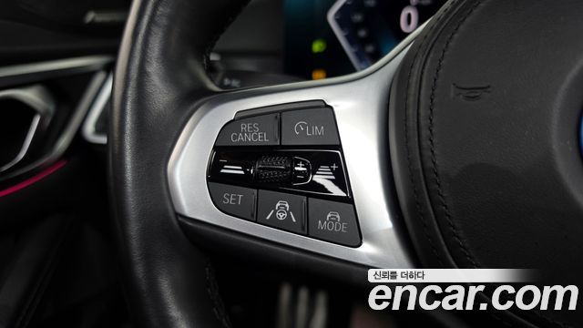 BMW i4 eDrive40 M Sports Pro 2023 — фото 16