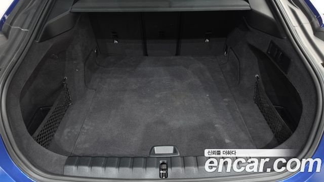 BMW i4 eDrive40 M Sports Pro 2023 — фото 19