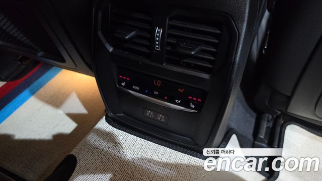 BMW i4 eDrive40 M Sports Pro 2023 — фото 34