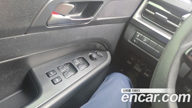 KG Mobility (SsangYong) Rexton Sports Khan Diesel 2.2 2WD Wild 2024 — фото 14