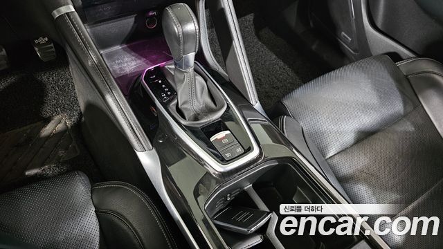 Renault Korea QM6 Diesel 2WD RE Signature 2017 — фото 9