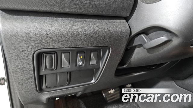 Renault Korea QM6 Diesel 2WD RE Signature 2017 — фото 14