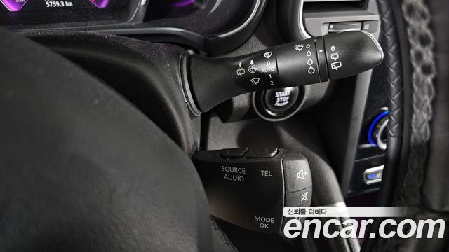 Renault Korea QM6 Diesel 2WD RE Signature 2017 — фото 18