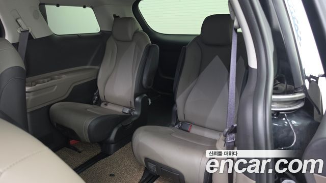 Kia Carnival (IV) HEV 9seater Nobless 2024 — фото 17