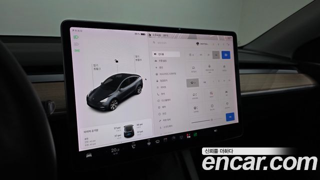 Tesla Model Y Standard Range RWD 2021 — фото 30