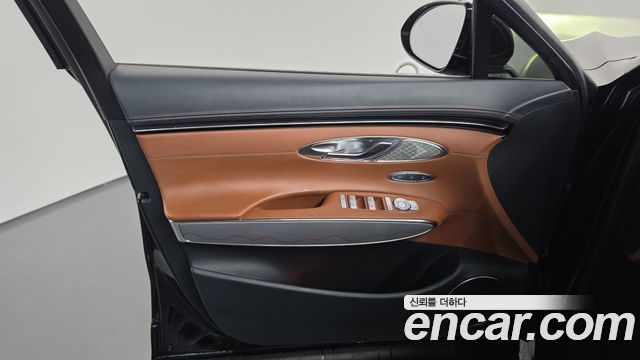 Genesis GV70 2.5T Gasoline AWD 2023 — фото 24