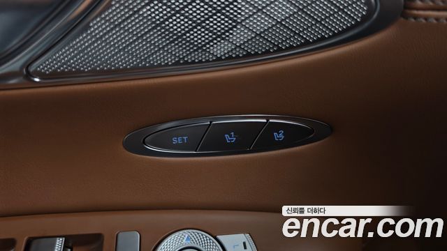 Genesis GV70 2.5T Gasoline AWD 2023 — фото 31