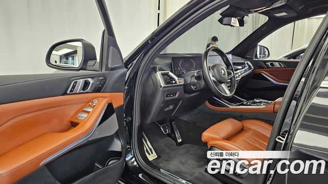 BMW X7 (G07) xDrive 40i M Sport 6STR 2024 — фото 10
