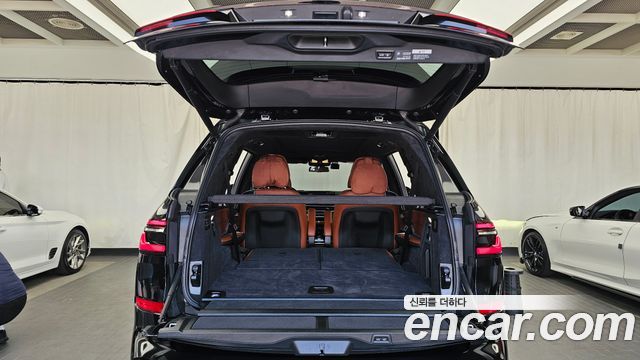 BMW X7 (G07) xDrive 40i M Sport 6STR 2024 — фото 19