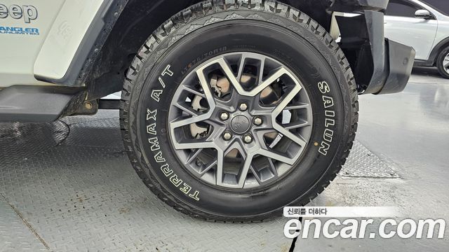 Jeep Wrangler (JL) 2.0 Overland Power Top 4Door 4xe 2021 — фото 5