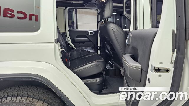 Jeep Wrangler (JL) 2.0 Overland Power Top 4Door 4xe 2021 — фото 12