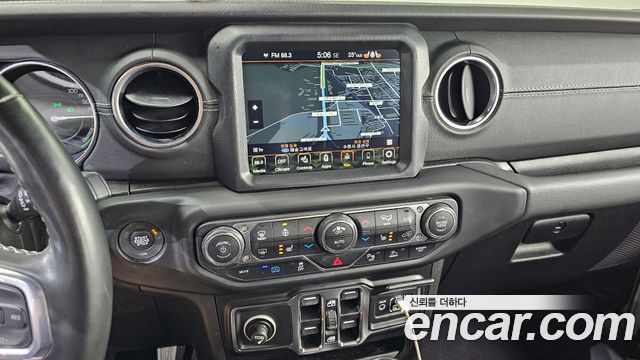 Jeep Wrangler (JL) 2.0 Overland Power Top 4Door 4xe 2021 — фото 14