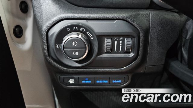 Jeep Wrangler (JL) 2.0 Overland Power Top 4Door 4xe 2021 — фото 17